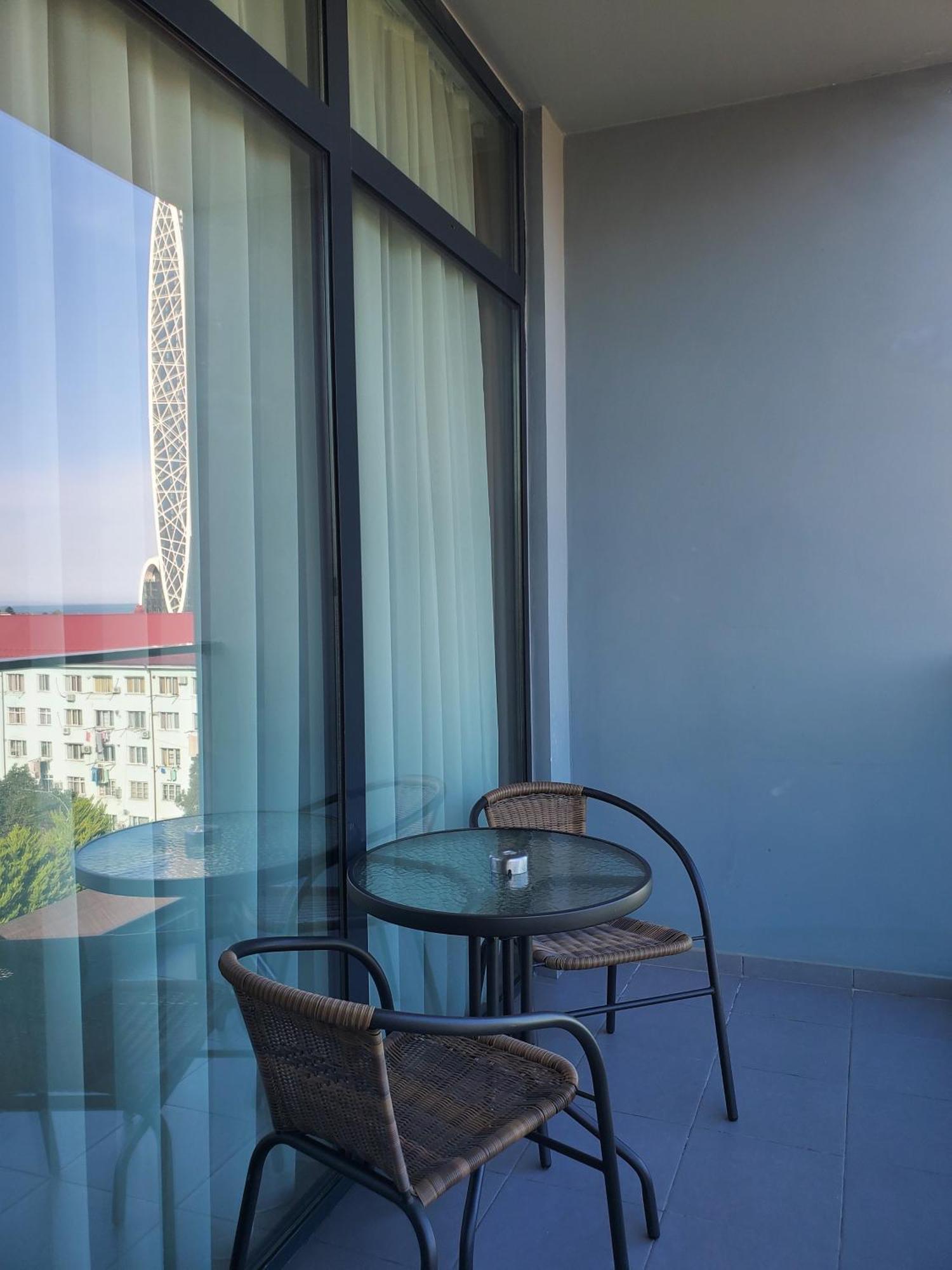 Hotel Salvador Batumi Esterno foto