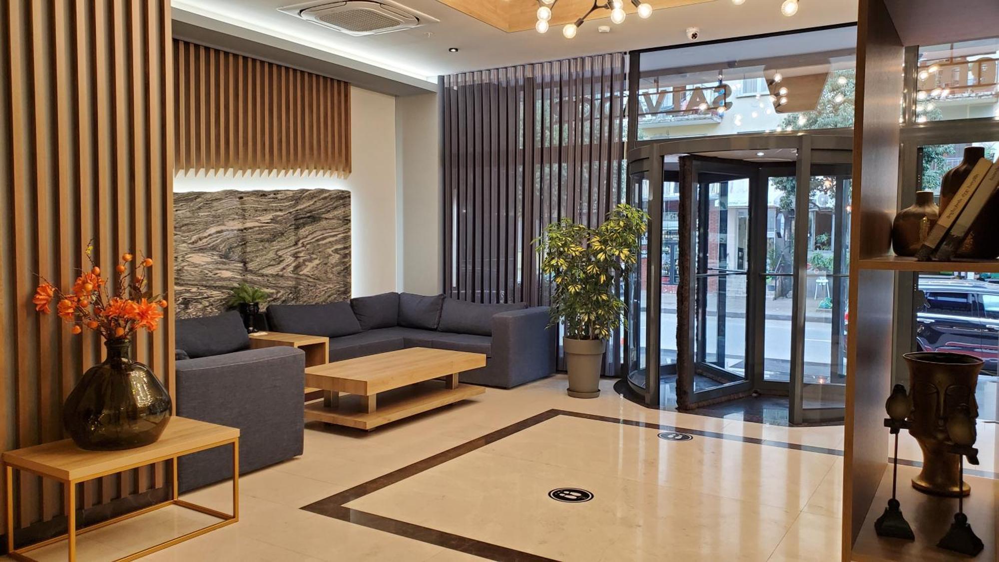 Hotel Salvador Batumi Esterno foto